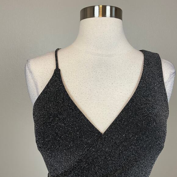 AQUA Black and Silver Sleeveless Metallic Midi Sheath Cocktail Dress Size 6 - Picture 8 of 11